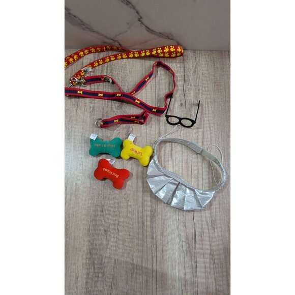 Build-A-Bear Dog-Themed Accessories Set: Leashes Bone Plush Toys Glasses - Picture 3 of 5